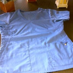 Vera Bradley 🩷 blue uniform Top Sz S